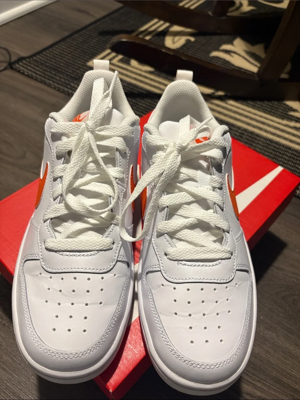Nearly New Nike Court Borough Low 2 GS Sneakers - Youth 6.5 (Women’s 8)